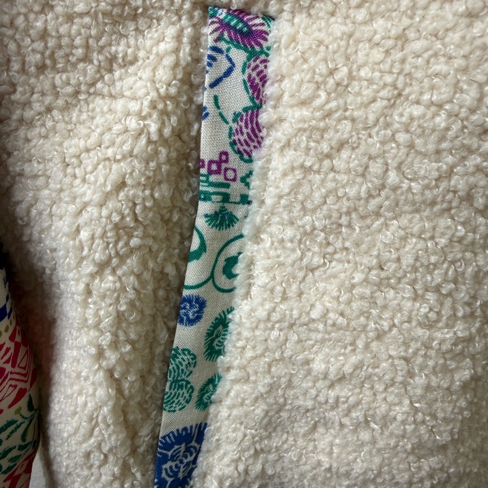 Hem & Thread Teddy Jacket - Picture 5 of 7